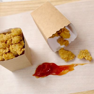 Caja de empaquetado de las palomitas de tragante abierto disponibles biodegradables del vajilla de las pepitas de CMYK