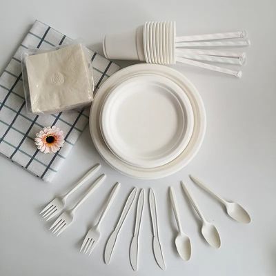 Los cubiertos disponibles abonablees sostenibles de las placas de Eco disponibles sacan los envases de comida