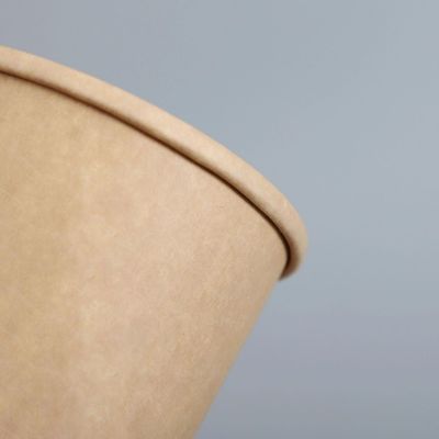 El PE cubrió los cuencos de papel de servicio del partido de la sopa disponible de la taza de papel de 8oz 12oz para la comida fría caliente