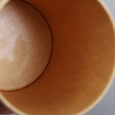 El PE cubrió los cuencos de papel de servicio del partido de la sopa disponible de la taza de papel de 8oz 12oz para la comida fría caliente