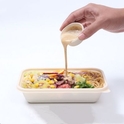 Tazas disponibles de la porción de la salsa de condimento del vajilla de la maicena 4OZ con las tapas