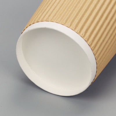 Pared reciclable del Tripple de las tazas de papel de la ondulación del PLA 12oz Kraft de 90M M picosegundo para el café