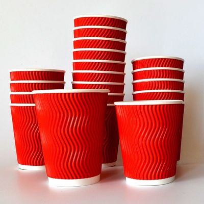 tazas frías disponibles de la bebida del papel de empapelar de la ondulación de Boba de la burbuja 280gsm con las tapas